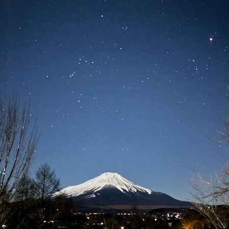 Tj Resort Yamanakako Luxury Large Villa With Mt. Fuji, Sauna Bbq Max 25 Eksteriør billede