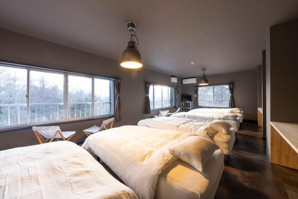 Tj Resort Yamanakako Luxury Large Villa With Mt. Fuji, Sauna Bbq Max 25 Eksteriør billede