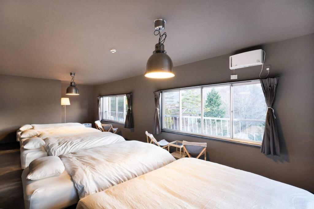 Tj Resort Yamanakako Luxury Large Villa With Mt. Fuji, Sauna Bbq Max 25 Eksteriør billede